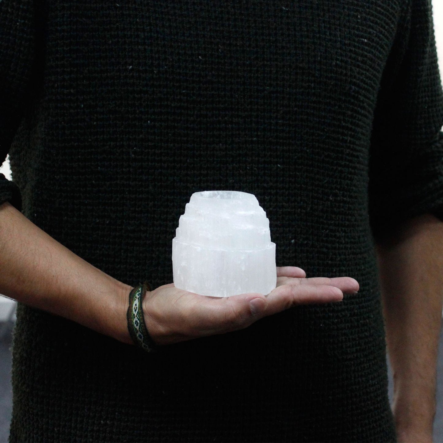 Szelenit Gyertyatartó – Hegycsúcs Formájú – 8 cm