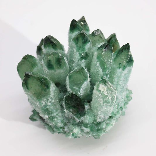 Csiszolt kvarc cluster – zöld fantomkvarc (kb. 250-300g, 8cm)