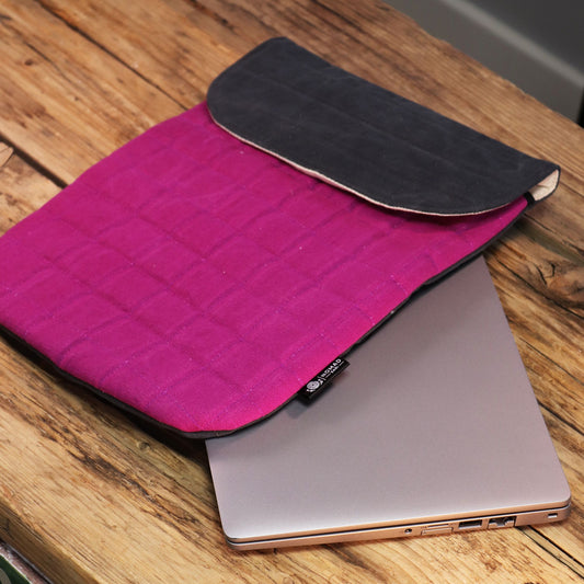 Párnázott laptoptok - Neon rózsaszín - 14oz Stonewash farmeranyag