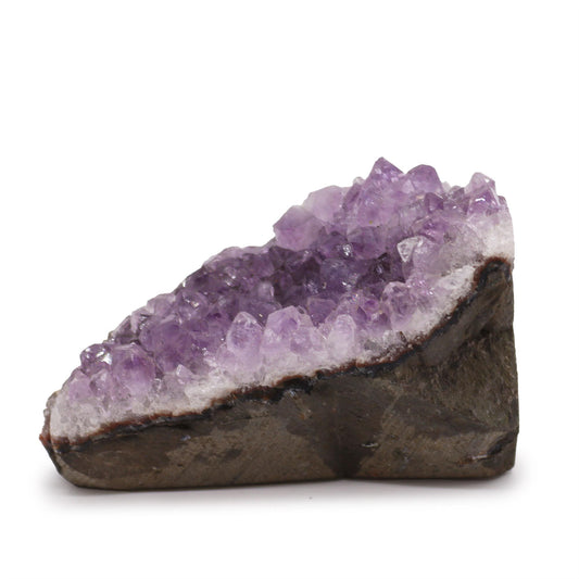 Közepes méretű természetes, kiváló minőségű ametiszt álló klaszter (kb. 350-450 g, 7,5-10 cm)