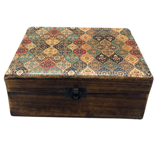 Nagy, mázas kerámia fadoboz – 20x15x7,5 cm – Hagyományos mintával