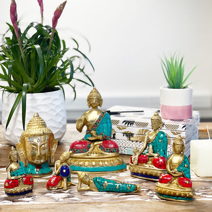 Sárgaréz Buddha figura – Kezek lefelé – 11,5 cm