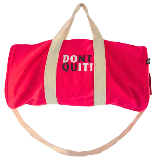 Don't Quit sporttáska – cseresznyepink (219C)