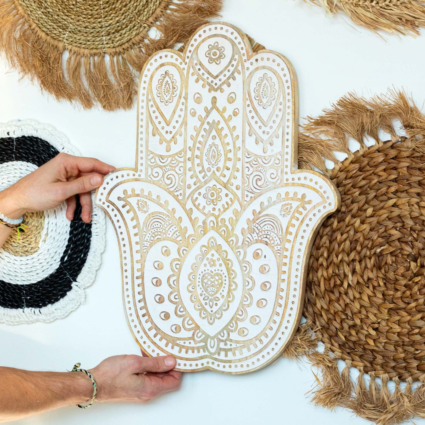 Mangófa Hamsa Falikép - Fehérre mosott 52 cm