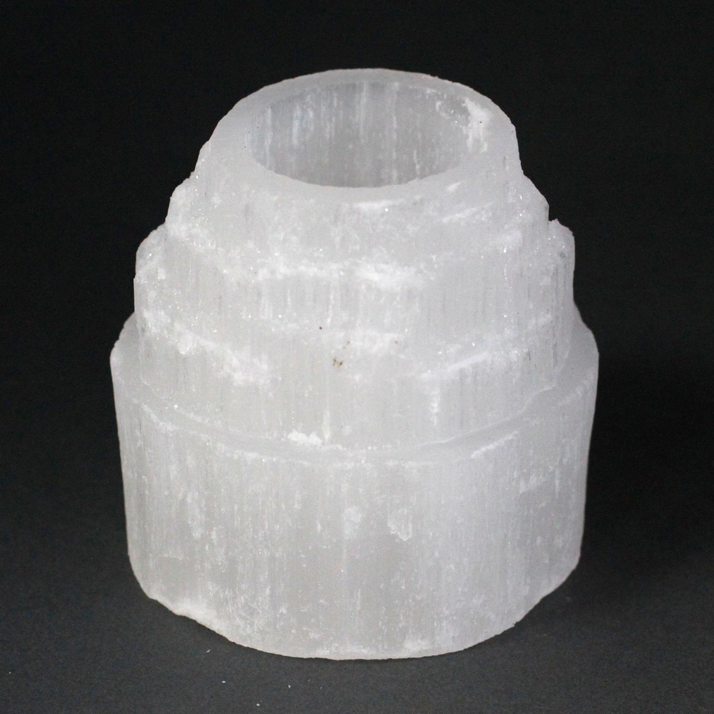 Szelenit Gyertyatartó – Hegycsúcs Formájú – 8 cm