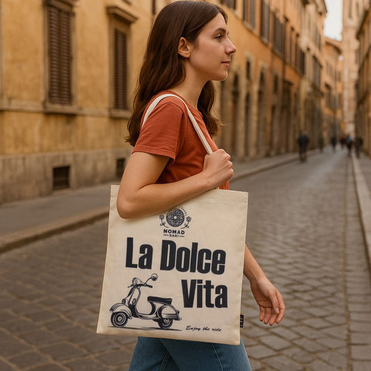 Nomad Sari ikonikus alap bevásárlótáska – La Dolce Vita – Natúr 4oz
