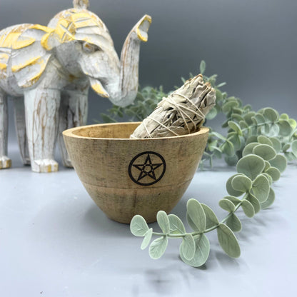 Fából készült kenő- és rituális áldozati tál – ötszögletű – 12x7cm