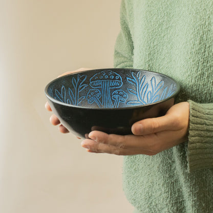 Alumínium éneklőtál – Varázsgomba – Kék (20 cm)