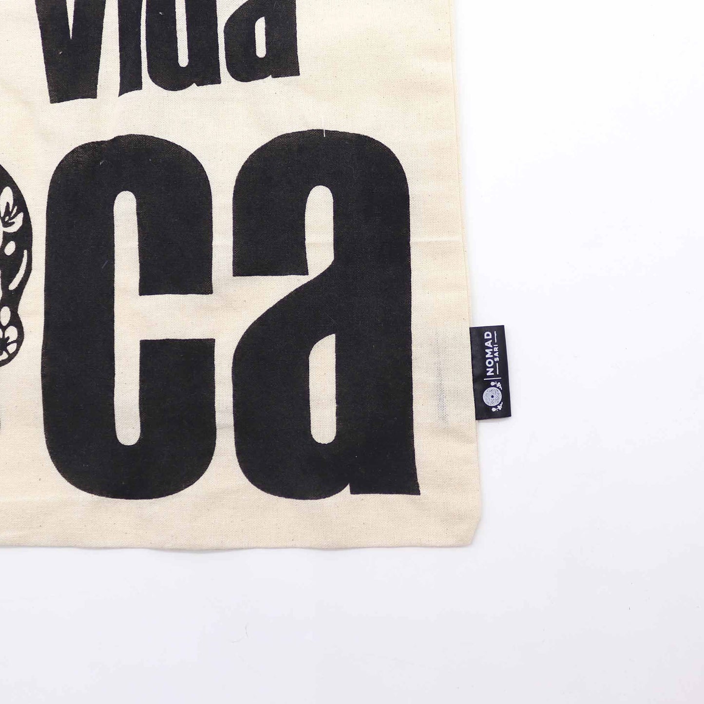 Nomad Sari Iconic Basic Táska – Mi Vida Loca – Natúr 4oz