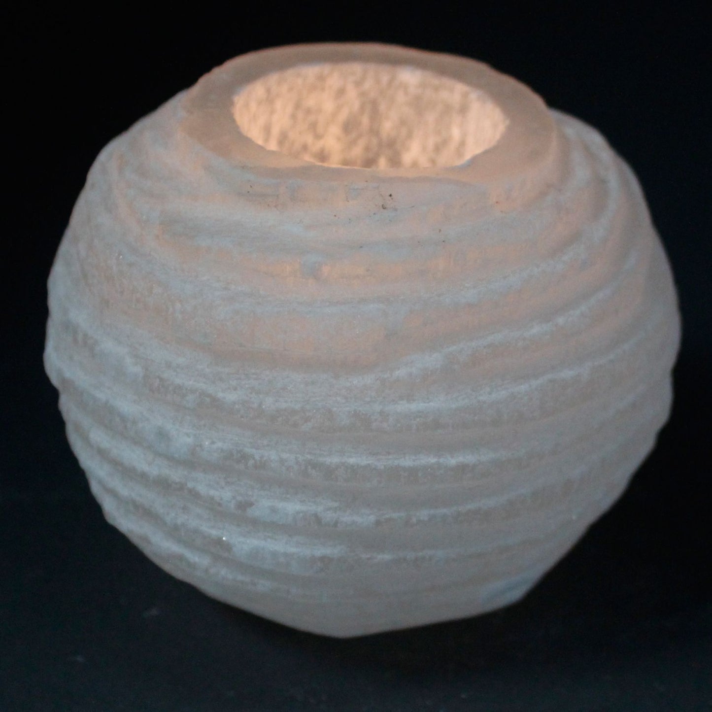 Szelenit hógolyó gyertyatartó - 8 cm