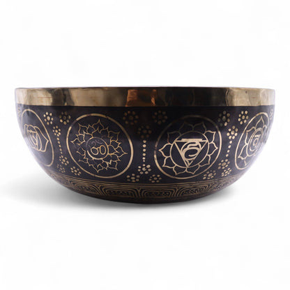 Gravírozott – Óriási rezgő lábú állótál – 50x20 cm (10,7 kg)