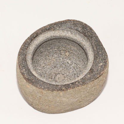Természetes folyami kő földelő edény – Kicsi (kb. 9x7cm)