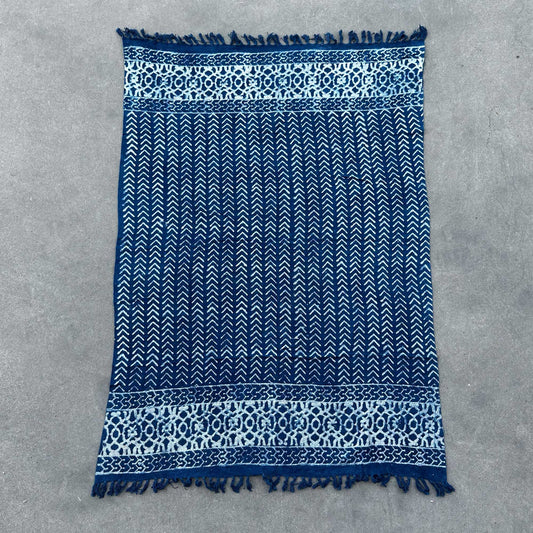 Kézzel készült indigó pléd – 170x120cm – Seedha nyilak
