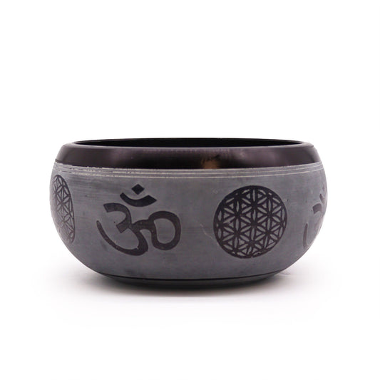 Földpor hangtál – Om öt Buddha – 16 cm