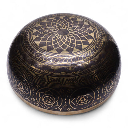 Gravírozott – Óriási rezgő lábú állótál – 50x20 cm (10,7 kg)
