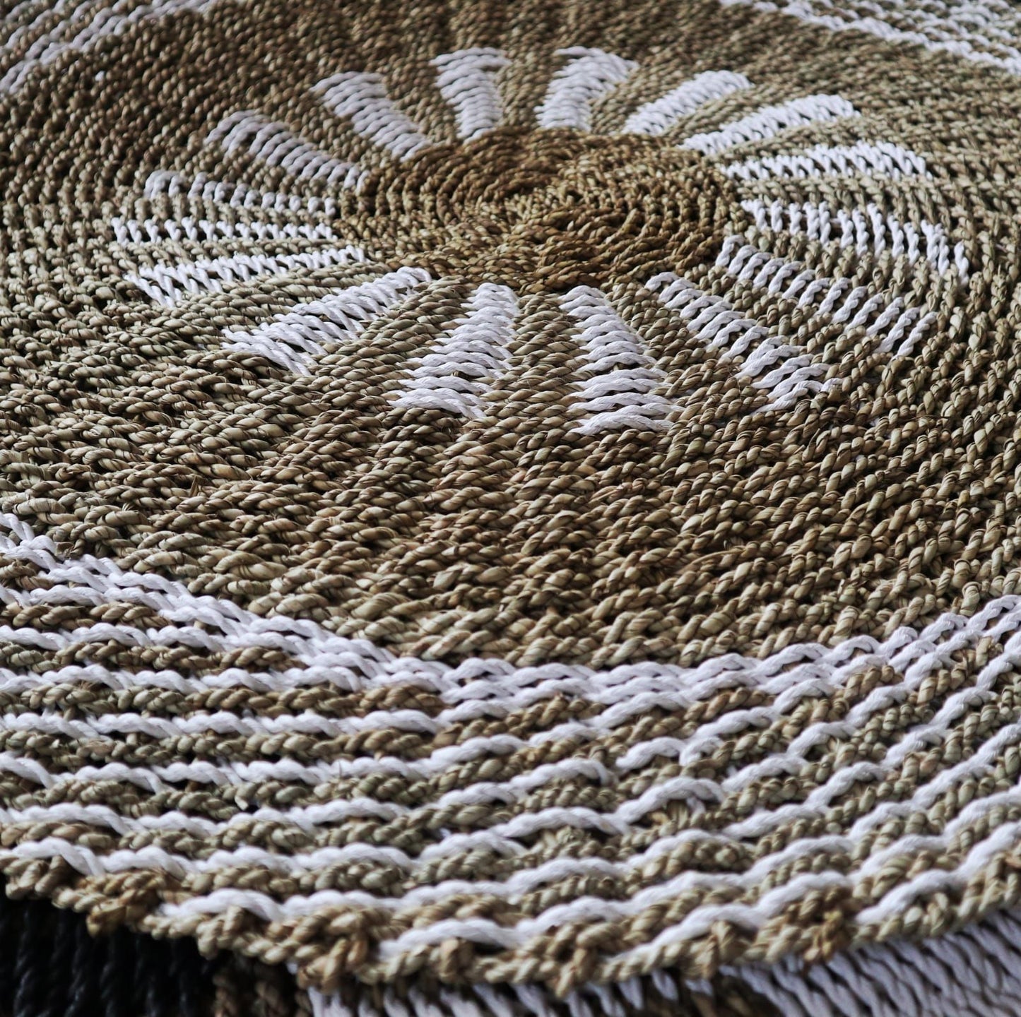 Kerek tengerifű, fehér és drapp – Belső nap – 1 m