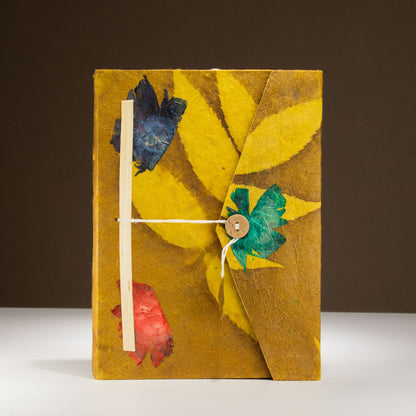 Lokta merész virágmintás jegyzetfüzet – nagy (21x15cm) – 45 lap – könyvjelzővel – olíva