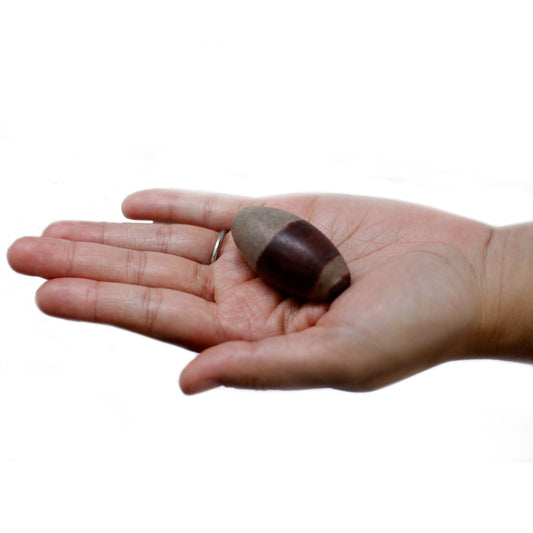 Két Hüvelykes Lingam - 2 Kő