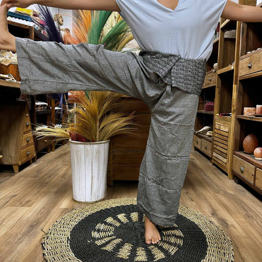 Jóga és Fesztivál Nadrág – Thai Halász Mandala Mantra szürke alapon