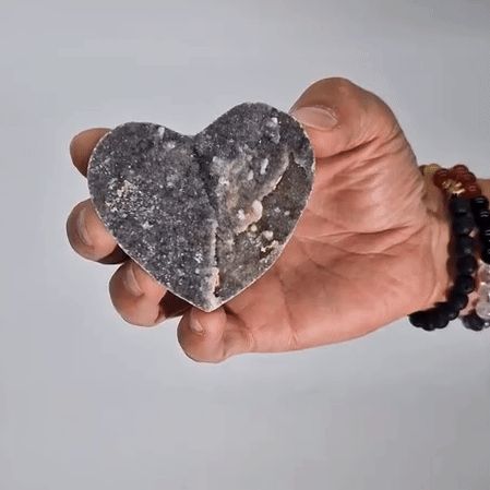 Nagy kalcit szívek (kb. 6,5-8,5 cm)