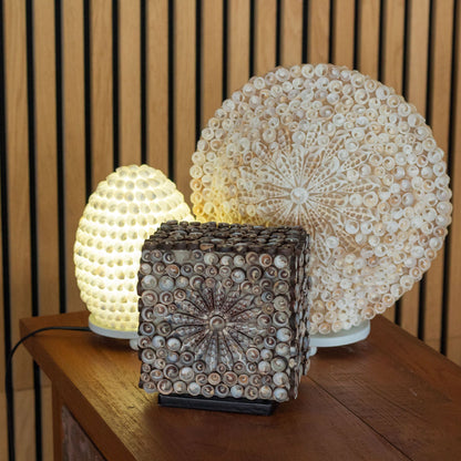 Bohém tengeri kagylólámpa - Kivágott művészeti kagyló ovális - 15 cm