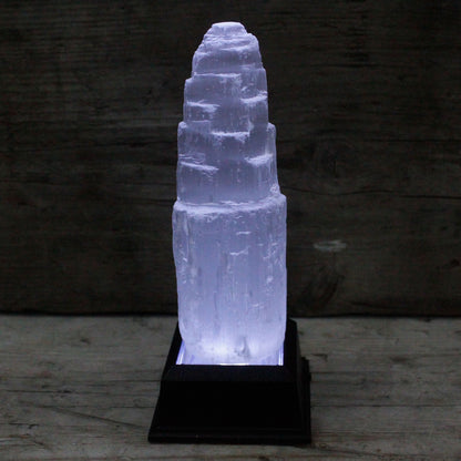 Természetes szelenit torony – 15 cm