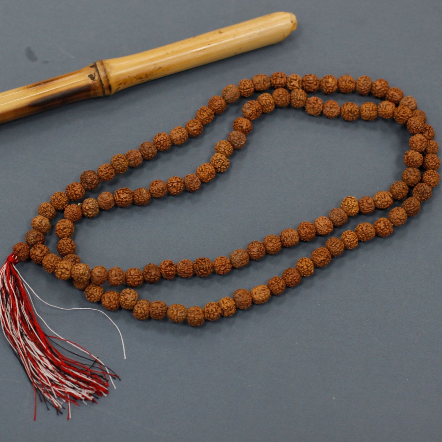 108 szemes Rudraksha Mala – Natúr