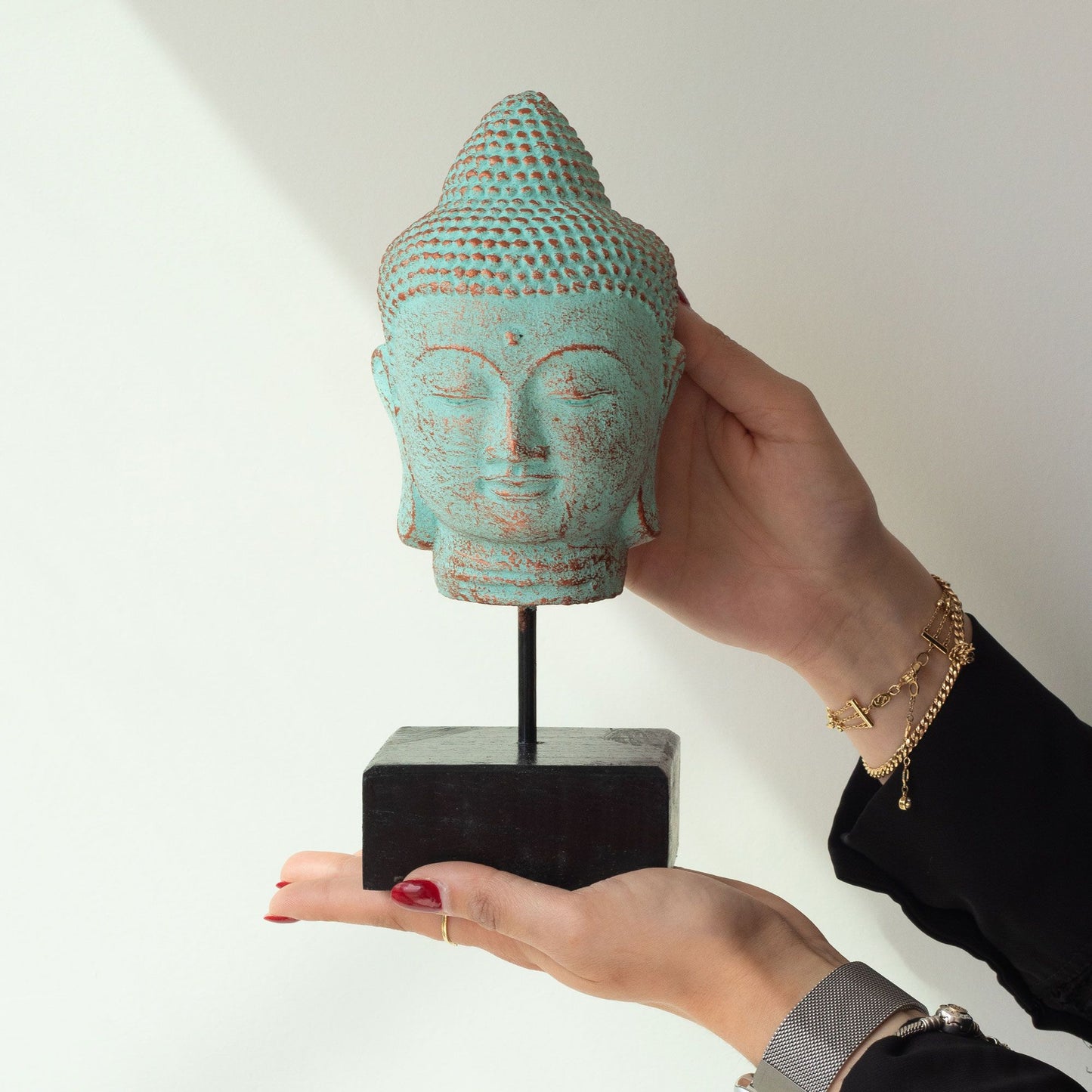 Nyugalmi Buddha fej állványon - Zöld réz