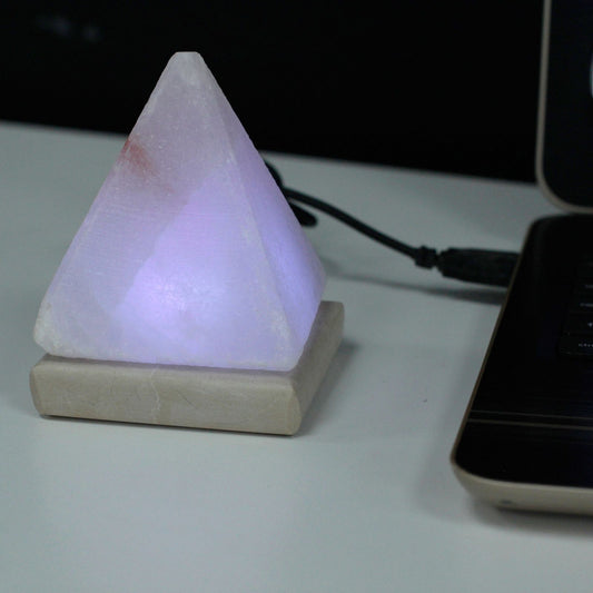 Minőségi USB piramis alakú, FEHÉR sólámpa - 9 cm (többféle)