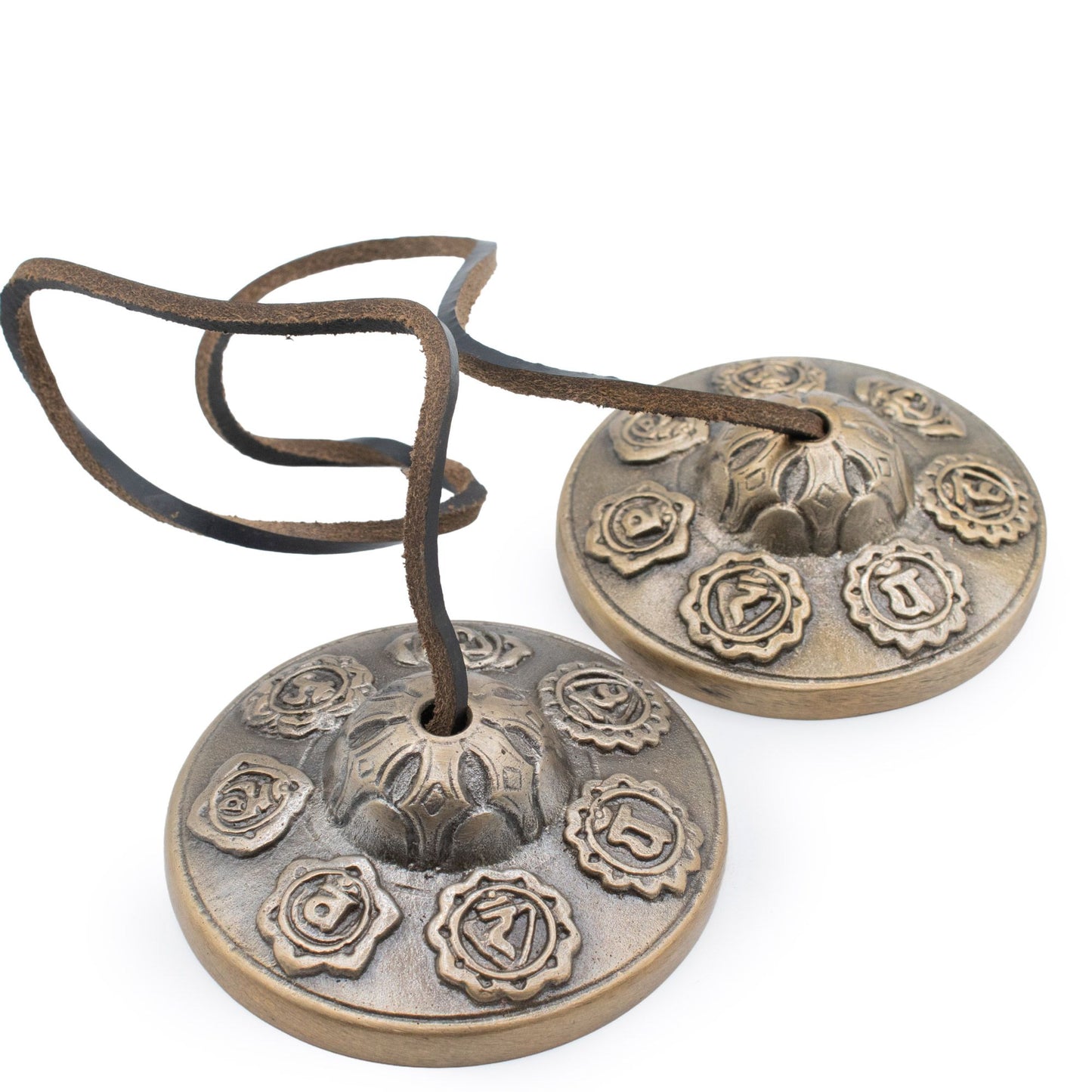 Prémium sárgaréz tibeti Tingsha - Hét csakra - kb. 7cm (255g)