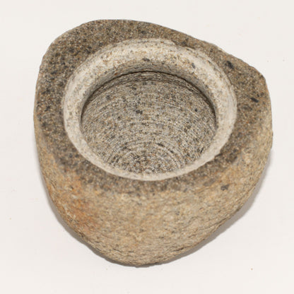 Természetes Folyami Kő Földelő Edény - Közepes (kb. 12x8cm)