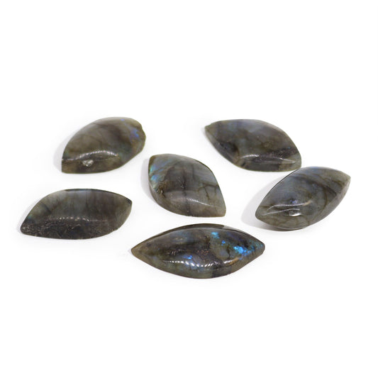 Madagaszkári Labradorit Levélkövek (kb. 13-20g 40-50mm)