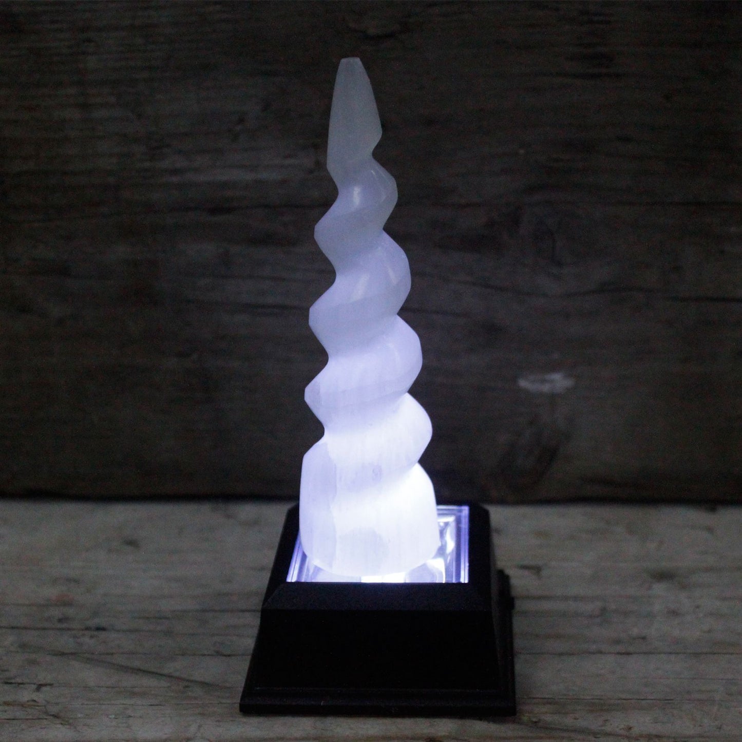 Szelenit spirál unikornis szarv torony - 15 cm